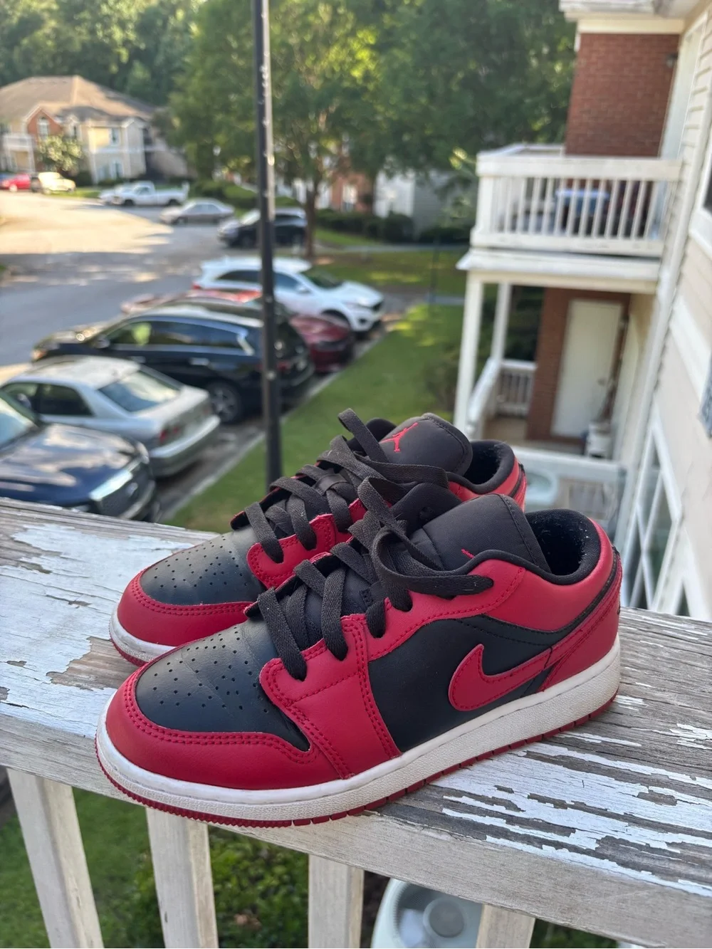 Nike Kids' Black/Red Low-Top Sneakers